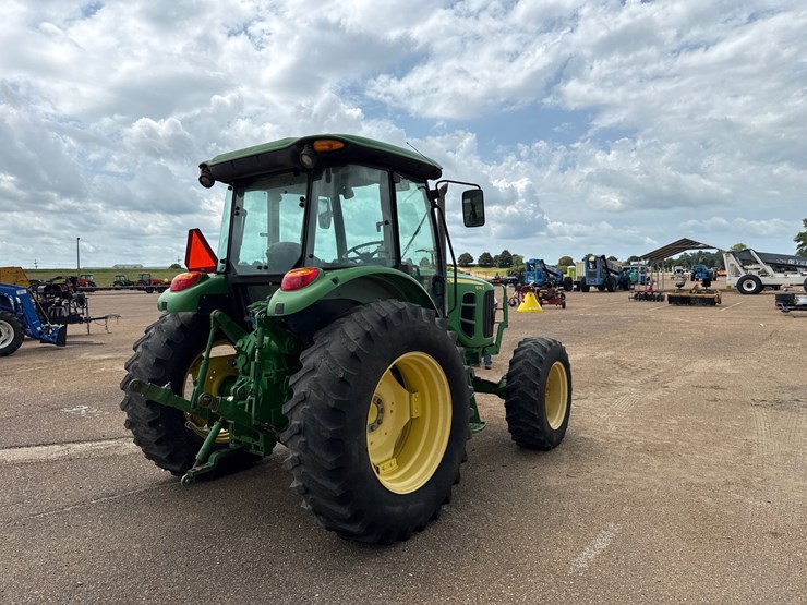 john-deere-6130d-image-6