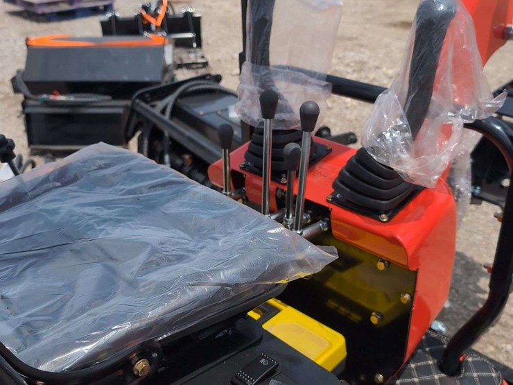 sdl-mini-excavator-me15-image-9