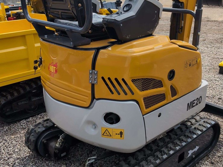 i-mini-excavator-me20---23hp-yanmar-engine-image-7
