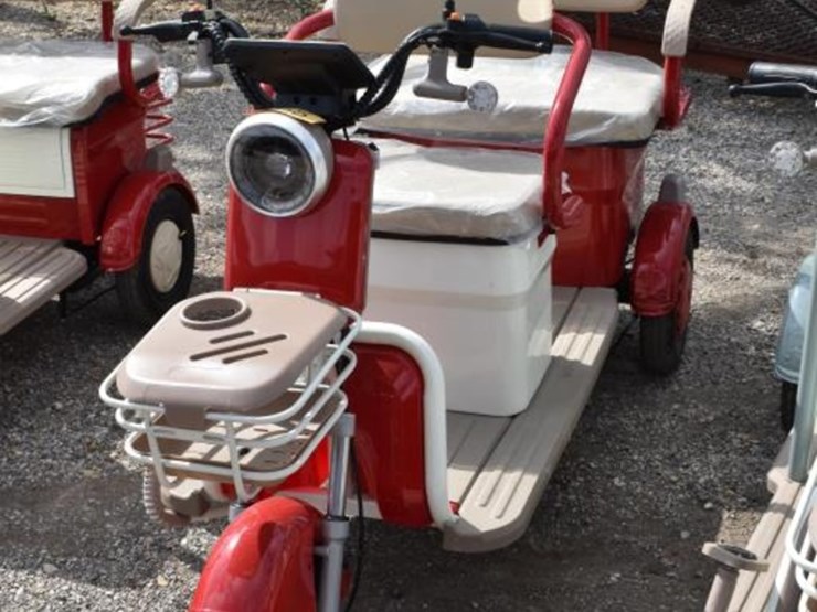 electric-3-wheel-scooter-(serial-#-h52zyf7t85a021054)-image-1