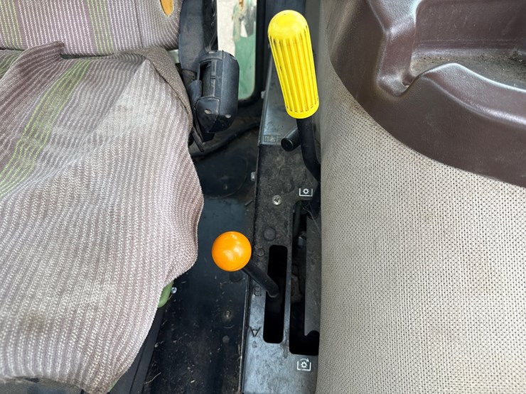 john-deere-6130d-image-19