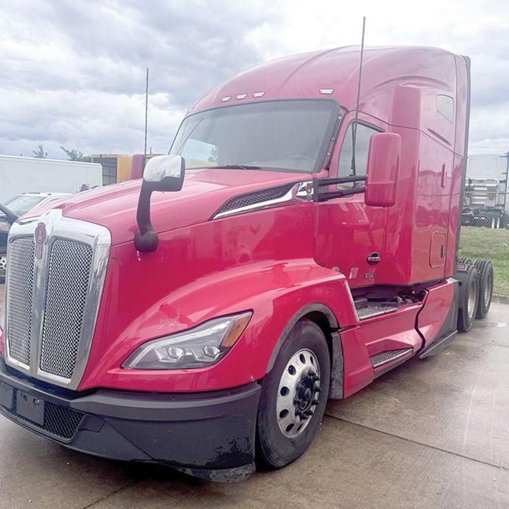 2022 KENWORTH T680