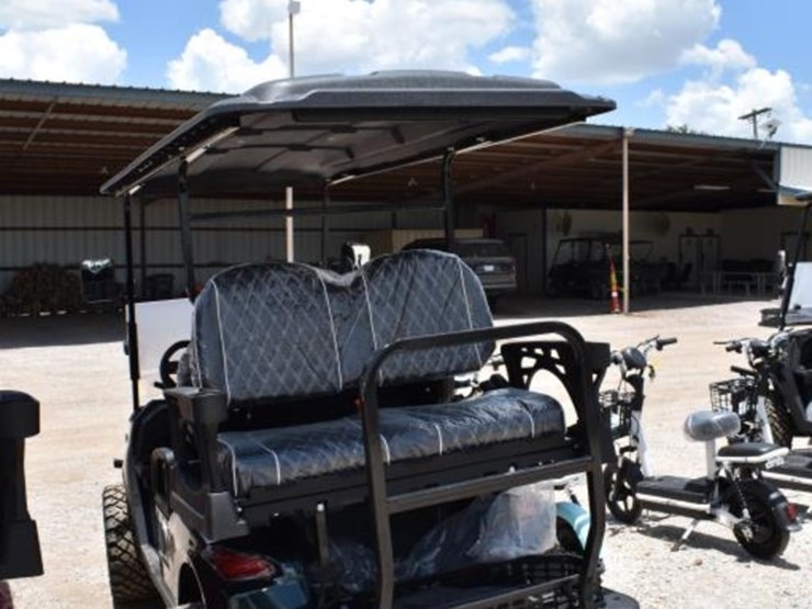 gc22s-electric-golf-cart-w/-charger-(serial-#-jk-yygef22s2605130)-image-4