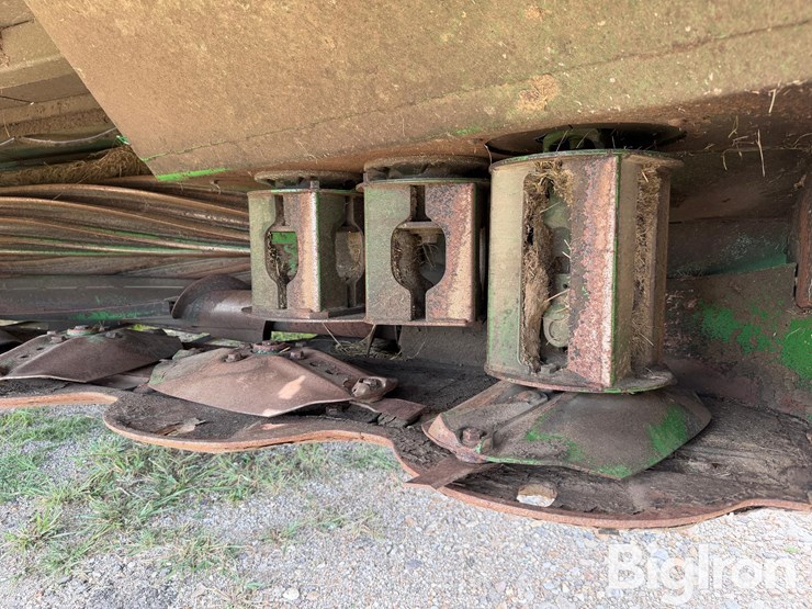 2022-john-deere-w235r-image-20