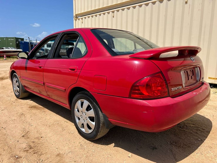 2006-nissan-sentra-(287,607-miles)-image-2