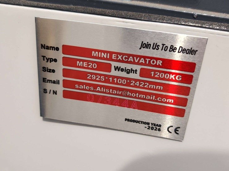 i-mini-excavator-me20---23hp-yanmar-engine-image-10