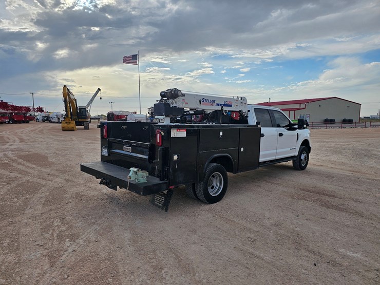 2022-ford-f350-image-5