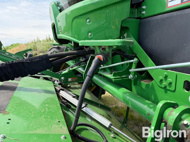 2022-john-deere-w235r-image-14