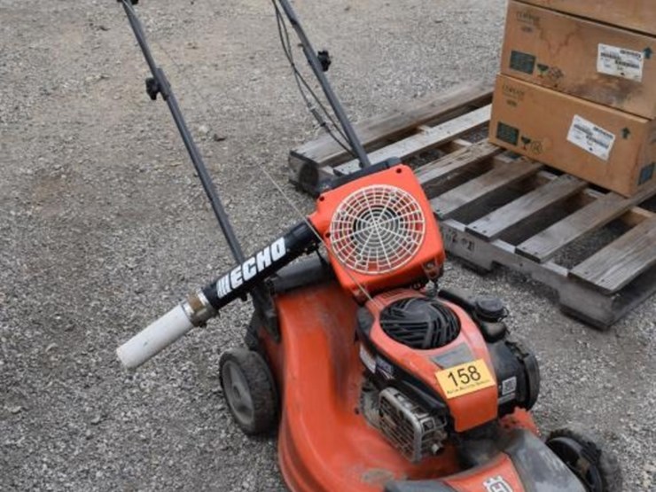 push-mower-and-leaf-blower-image-2
