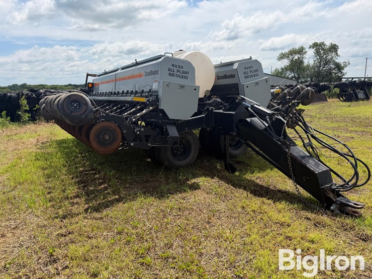 crustbuster-4030xl0ap-033399-40'-no-till-drill-image-3