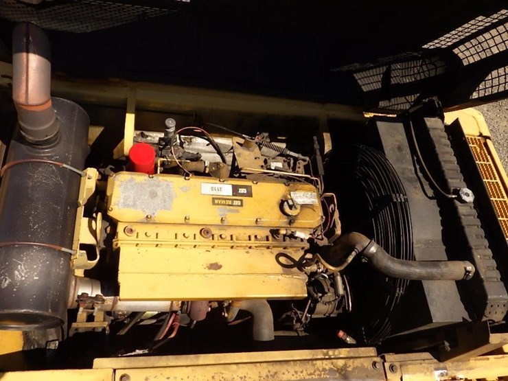 caterpillar-325l-image-33