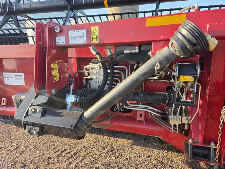 2014-case-ih-3162-image-14
