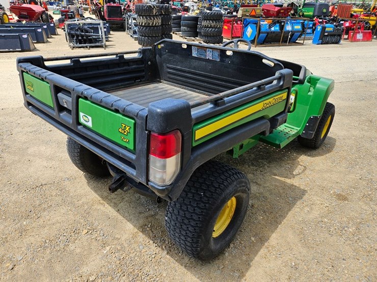 john-deere-gator-image-5