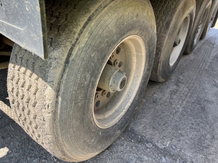 1996-pioneer-quad-axle-pup-trailer-image-9