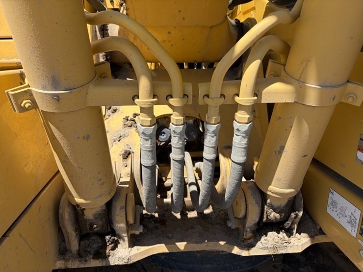 2023-komatsu-pc170lc-11-image-9