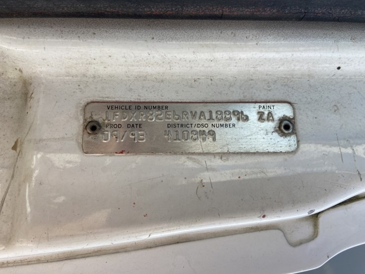 1994-ford-l8000-image-12