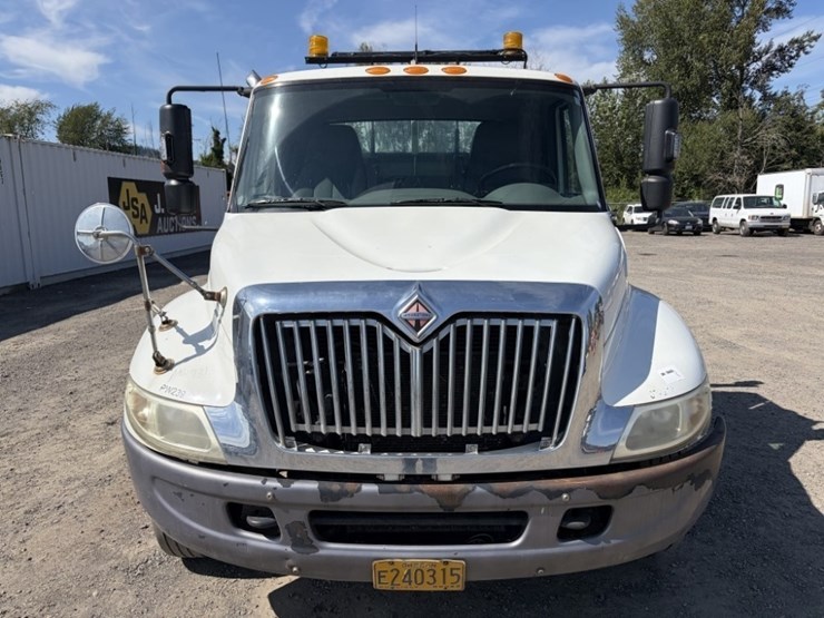 2007-international-durastar-4300-image-8