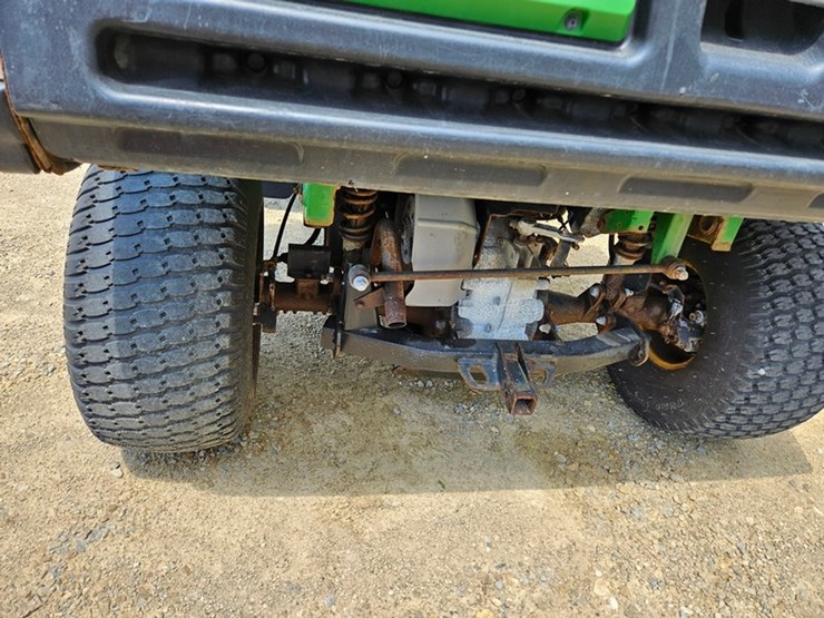 john-deere-gator-image-16