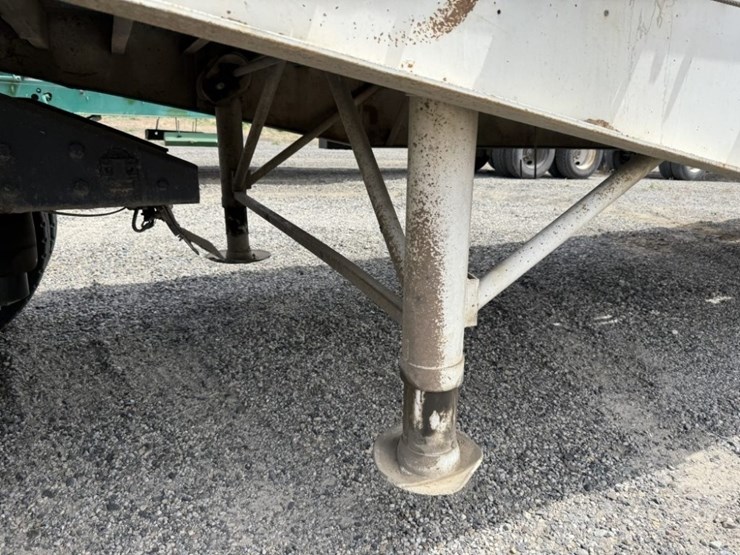 1977-utility-flatbed-image-5