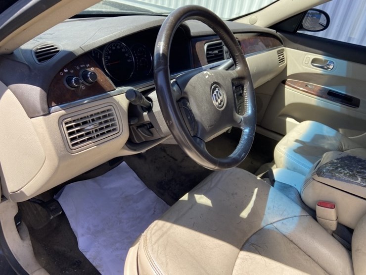 2008-buick-lacrosse-cxl-sedan-image-21
