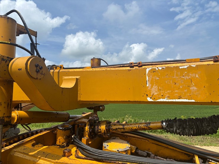 #2249-•-cmi-auto-grader-65-motor-grader-image-10