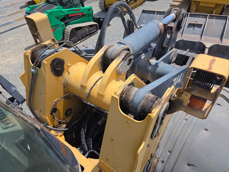 deere-744j-image-24