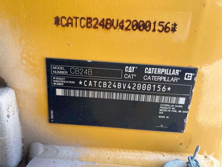 2014-caterpillar-cb24-image-6