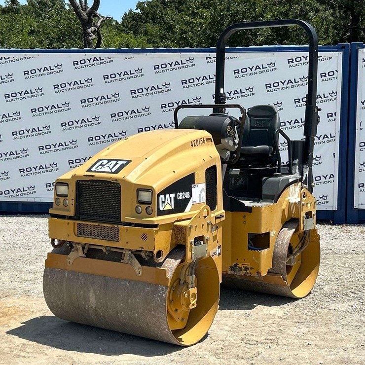 2014 CATERPILLAR CB24