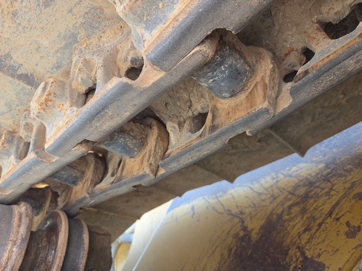 caterpillar-d6-image-55