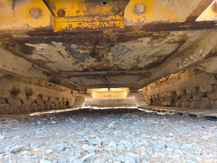 caterpillar-d6-image-33