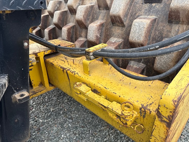 bomag-bw213pd-image-40