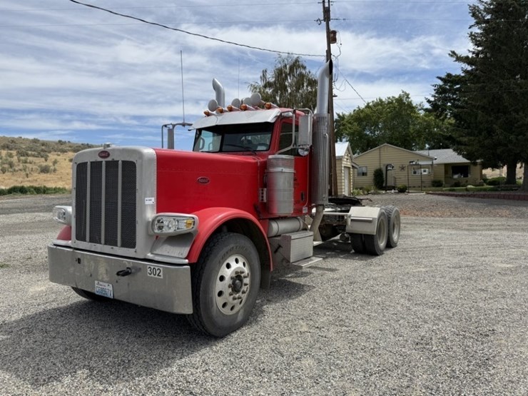 2009-peterbilt-389-image-1