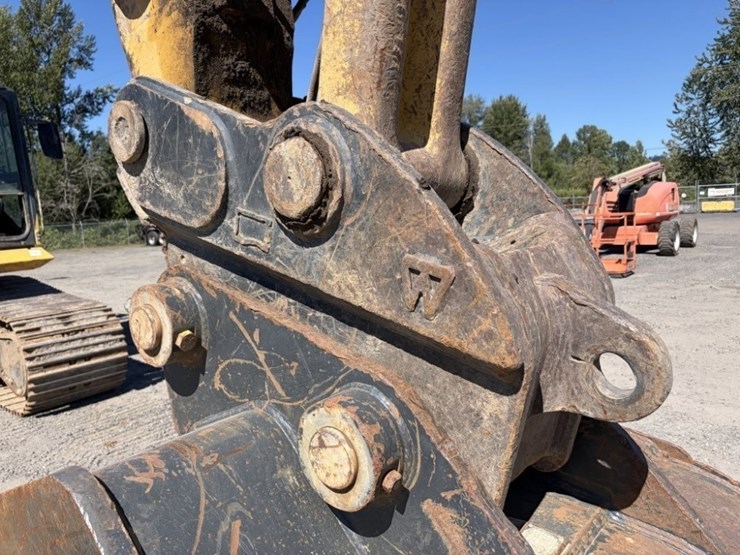 2015-komatsu-pc360-lc-11-image-15