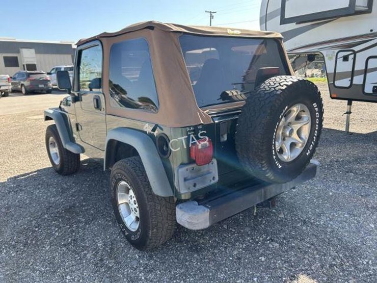 2000-jeep-wrangler-sport-image-9