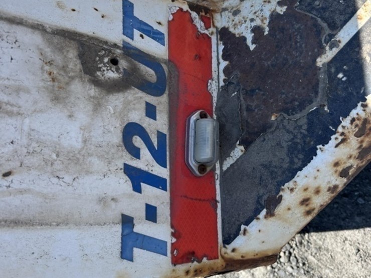 2006-trail-max-t-12-ut-t/a-tilt-deck-equipment-tra-image-16