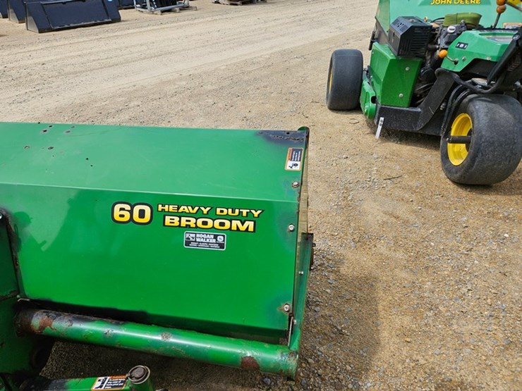 john-deere-1445-image-21