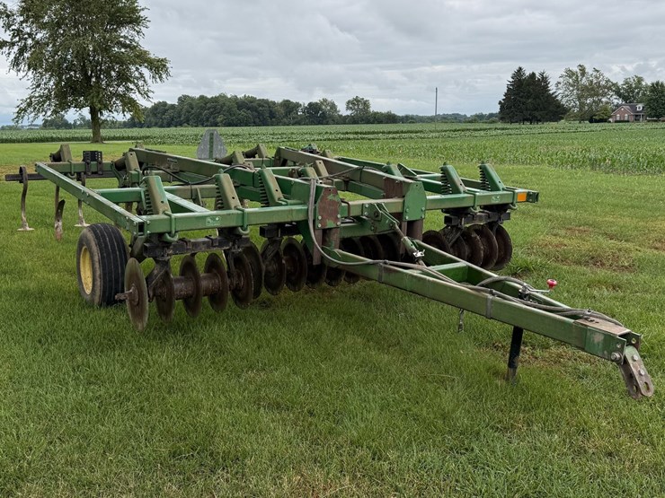 john-deere-712-image-1