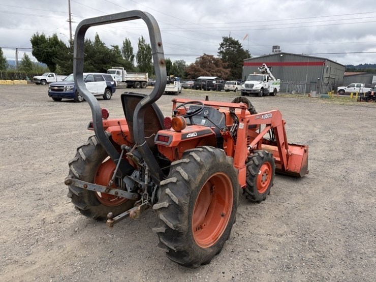 1998-kubota-l2500-image-4