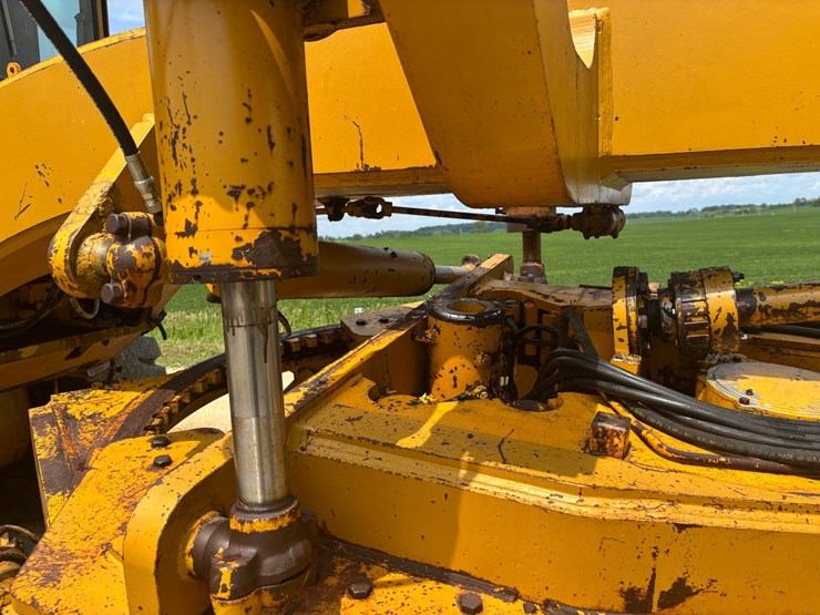 #2249-•-cmi-auto-grader-65-motor-grader-image-13