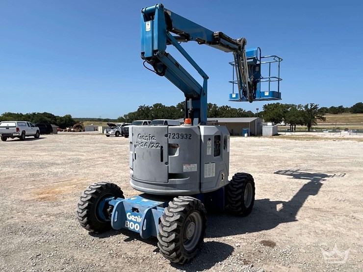 2008-genie-z-34/22-22ft-4x4-articulating-boom-lift-image-3