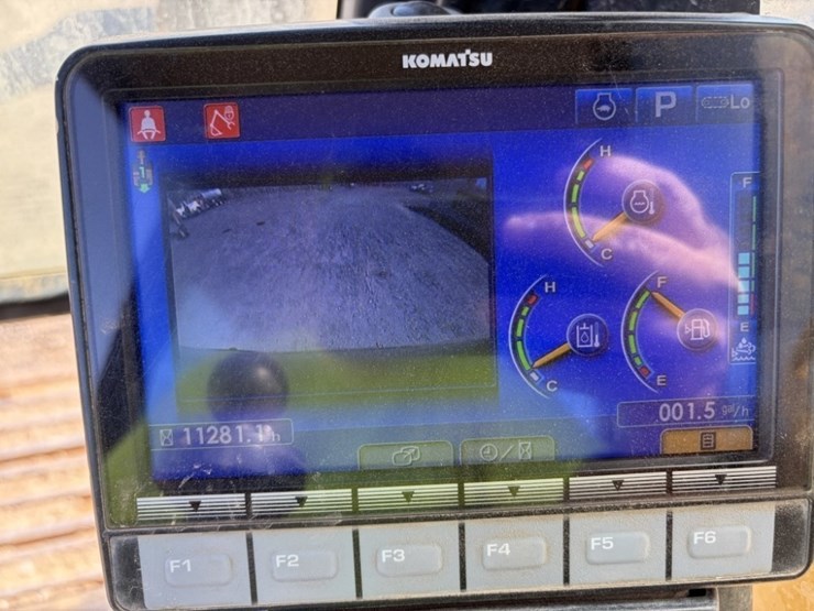 2015-komatsu-pc360-lc-11-image-40