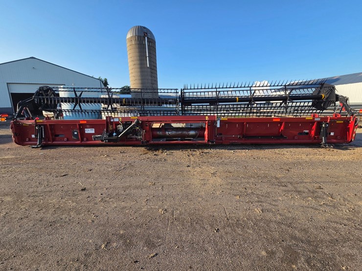 2014-case-ih-3162-image-8