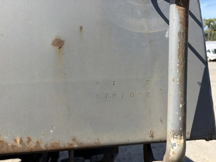 2007-international-durastar-4300-image-17