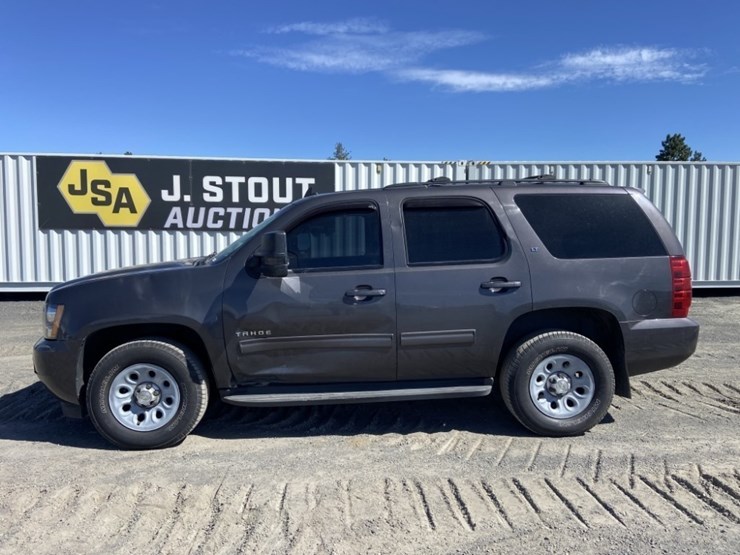 2010-chevrolet-tahoe-lt-image-2