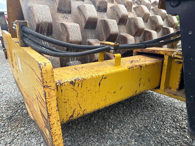 bomag-bw213pd-image-12