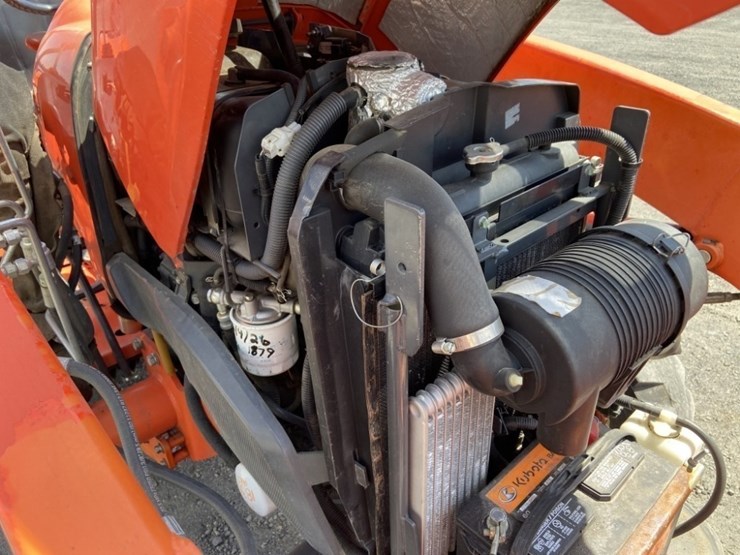 2017-kubota-l3301-image-30