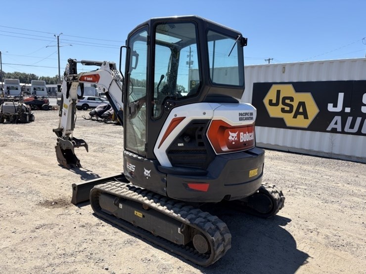 2023-bobcat-e35-image-6