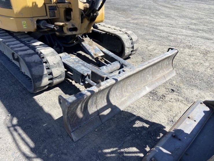 caterpillar-305e2-cr-image-22