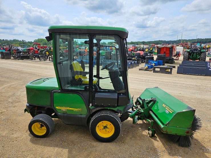 john-deere-1445-image-6