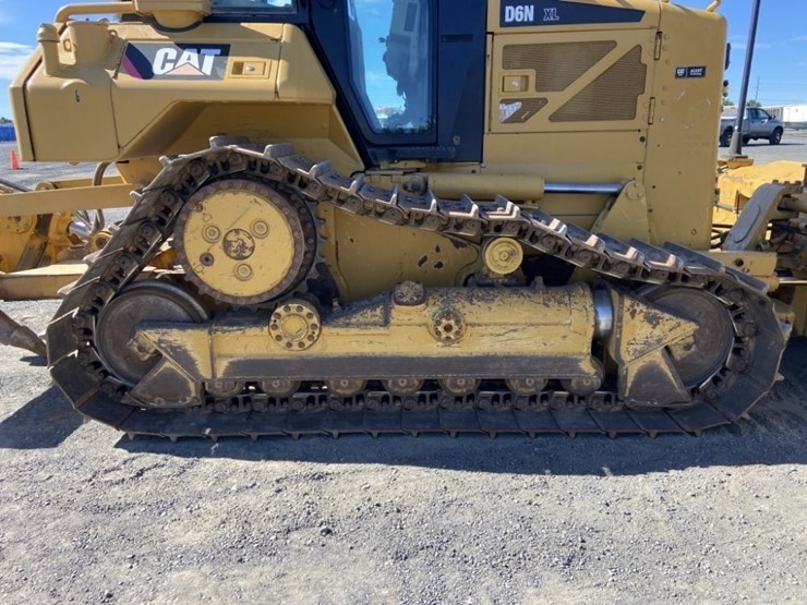 2012-caterpillar-d6n-xl-image-29